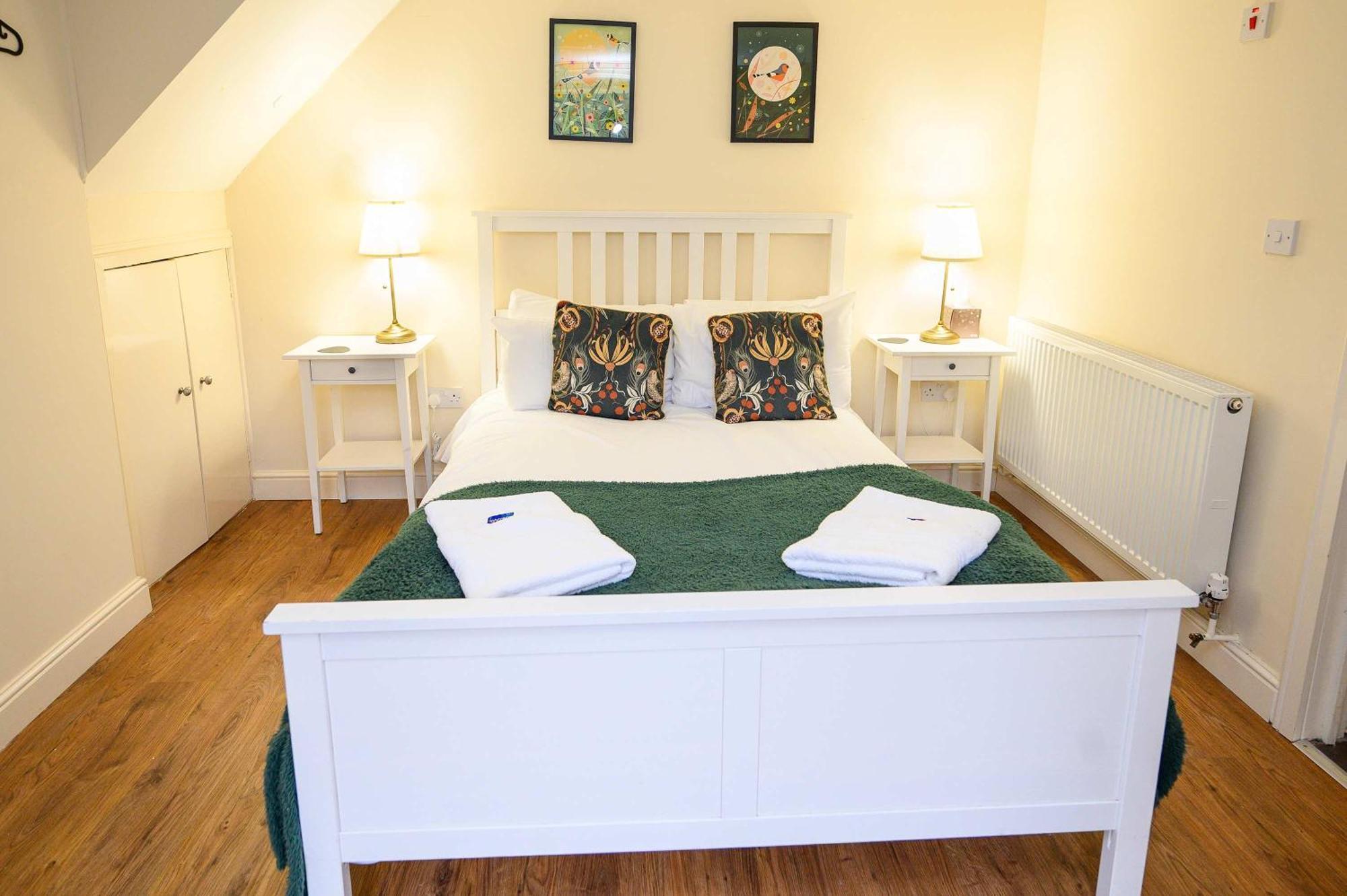 Llareggub Amazing House In Afan Forest With Breath-Taking Views By Staystaycations Port Talbot Eksteriør bilde
