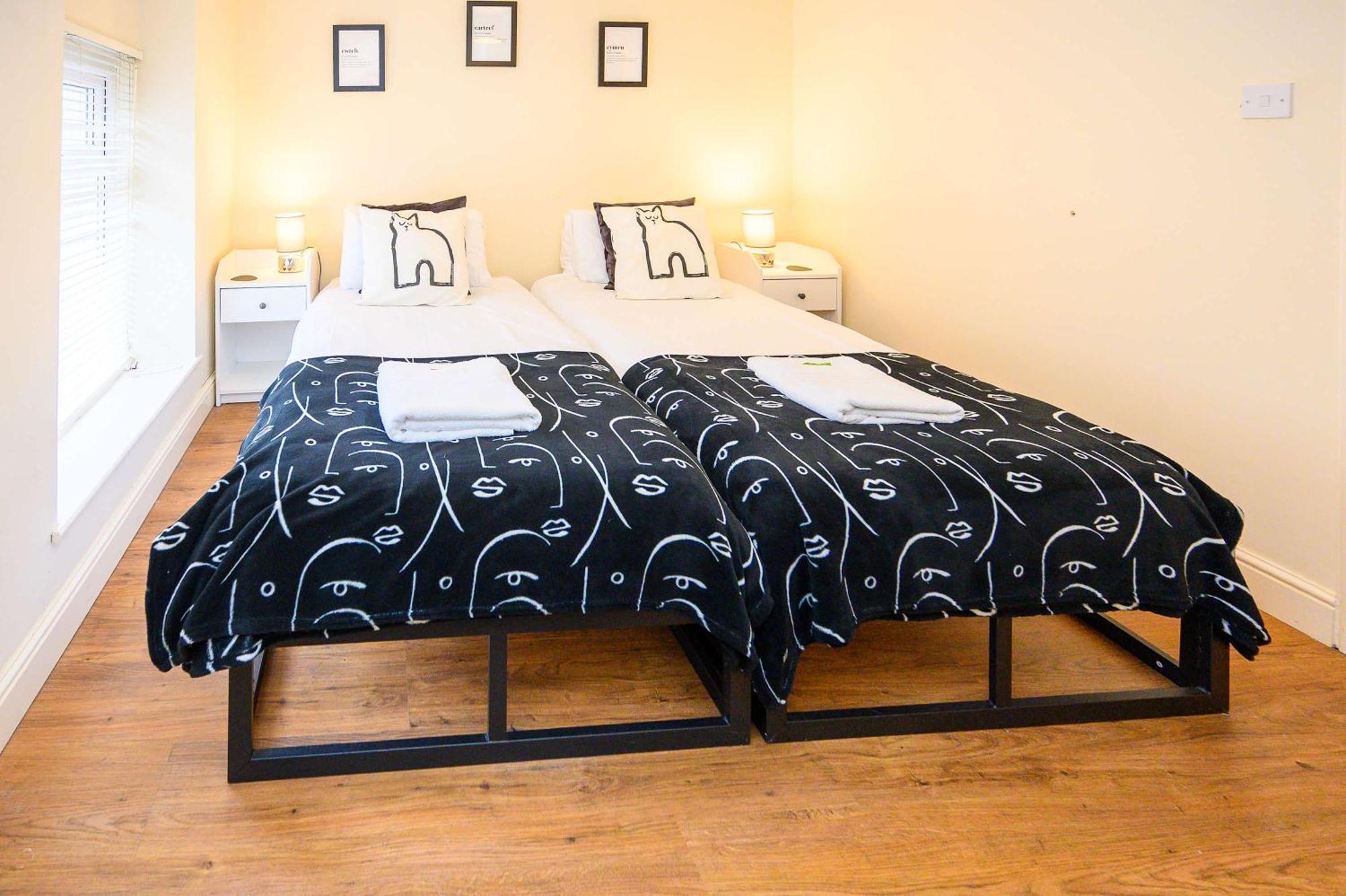 Llareggub Amazing House In Afan Forest With Breath-Taking Views By Staystaycations Port Talbot Eksteriør bilde